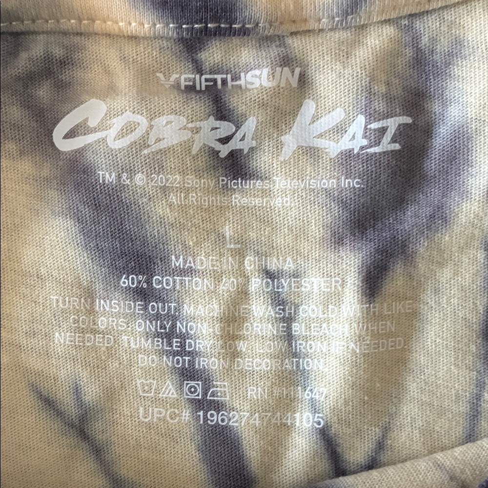 NWT Men’s Tie-Dye Cobra Kai T-Shirt - Picture 3 of 3